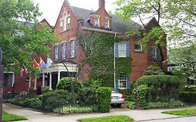 Clifford House Bed & Breakfast Cleveland Oh